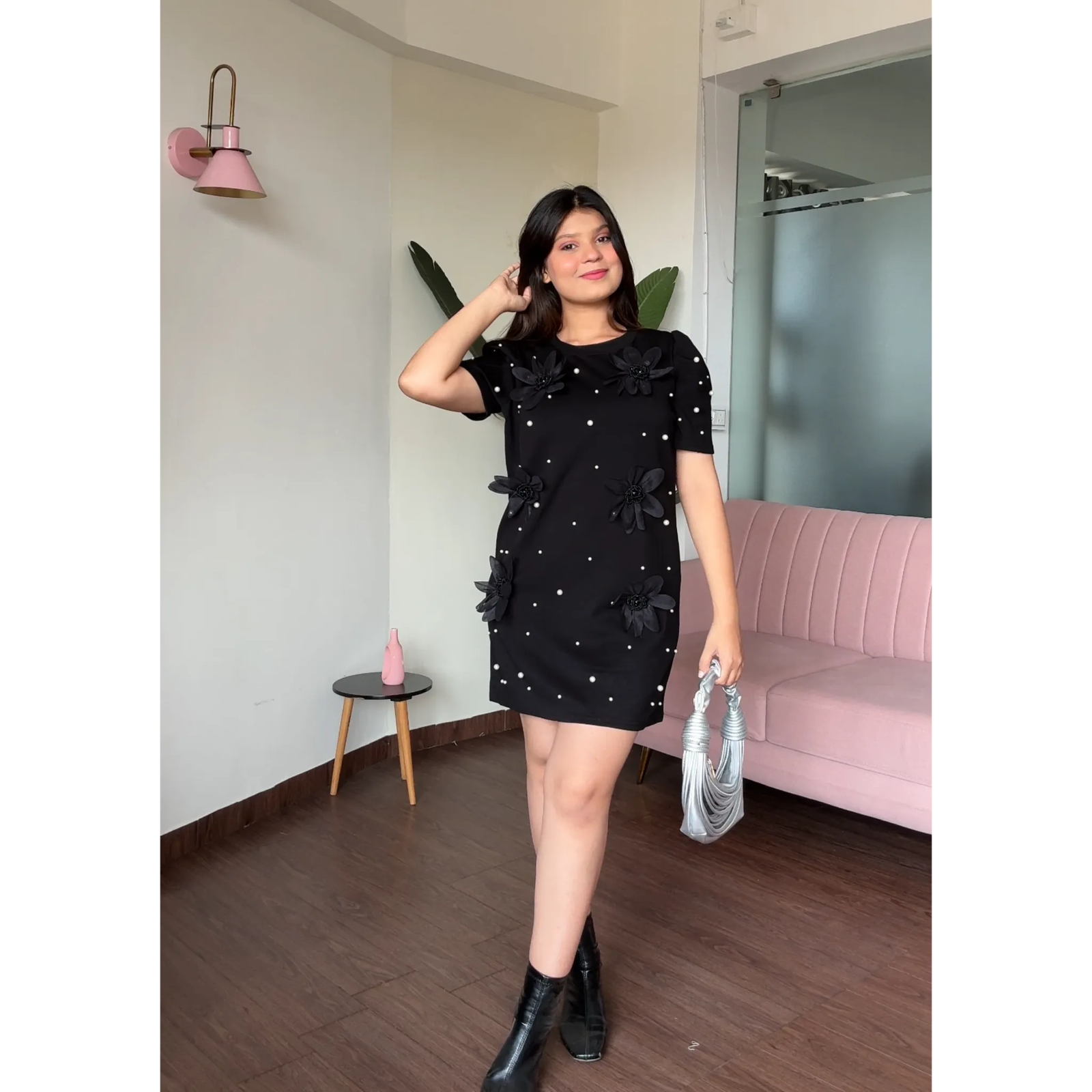 Flower And Pearl Stuffed Puff Sleeve T-Shirt Dress