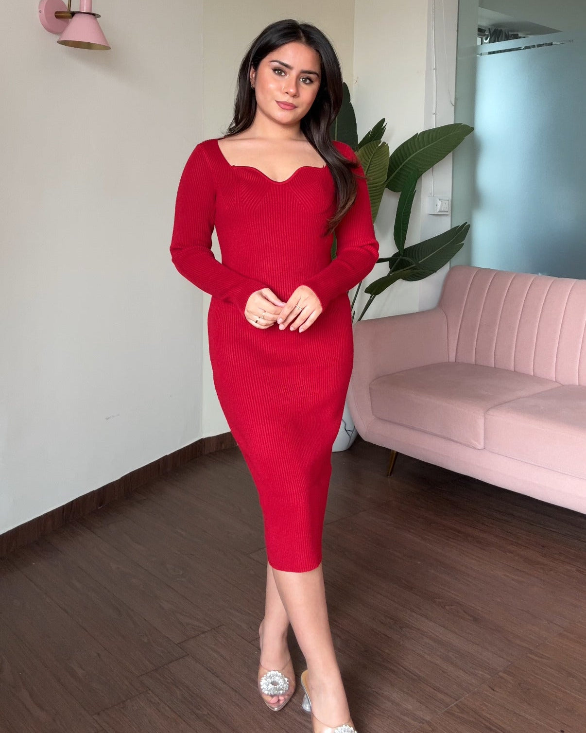 Sweetheart Neckline Textured Midi Dress