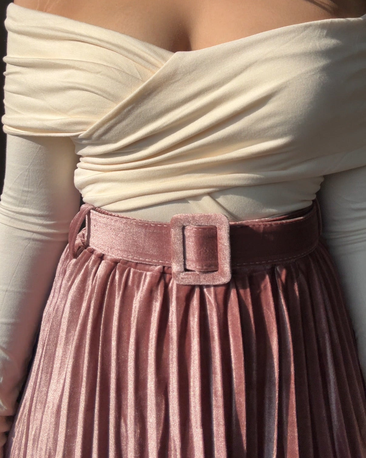 Velvet Pleated Midi Skirt With Belt