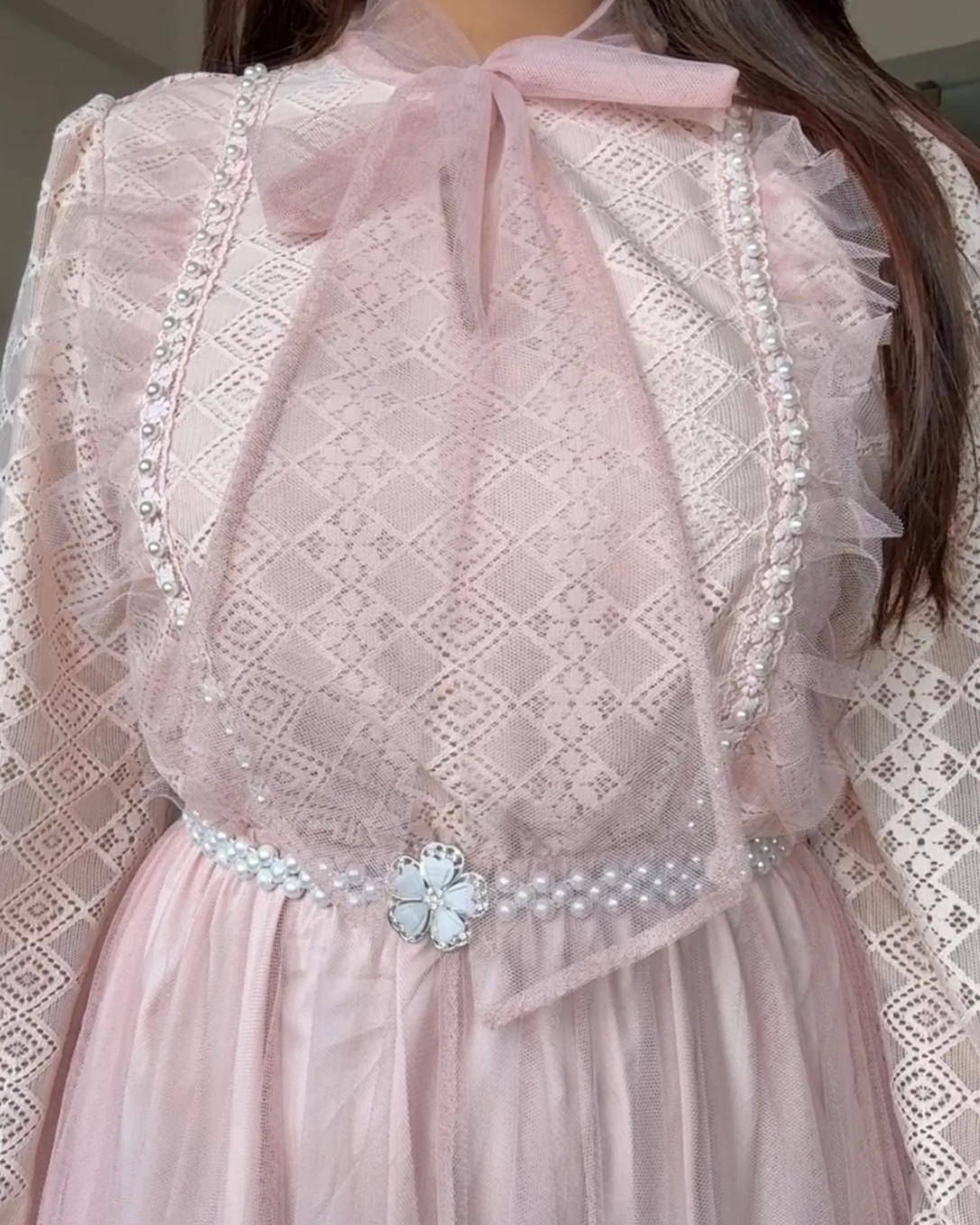 Pearl Lace Detailing Midi Dress With Pearl Belt