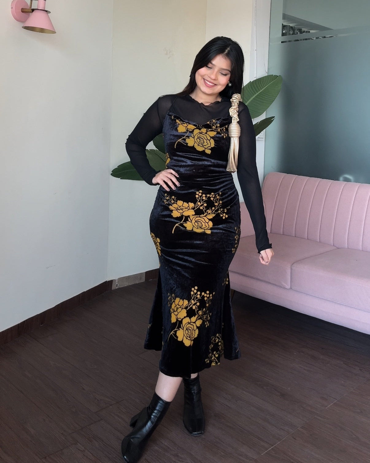 Printed Velvet Fitted Midi Dress With Inner