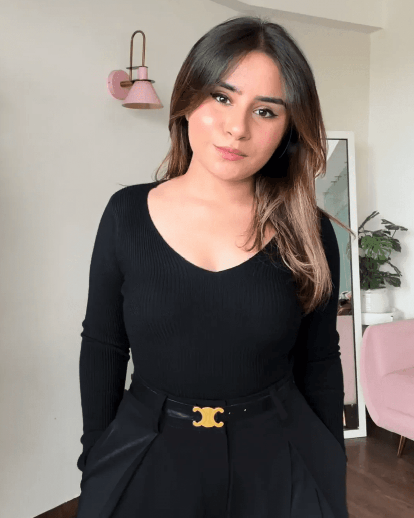 V Neck Ribbed Knitted Top