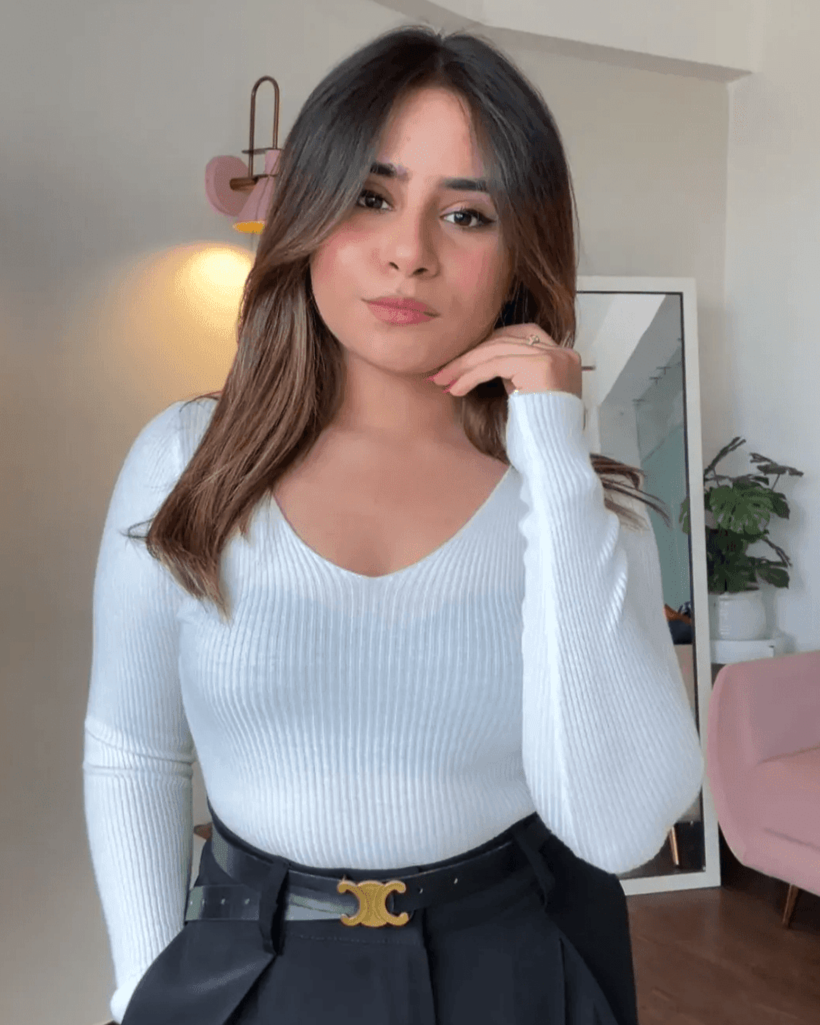 V Neck Ribbed Knitted Top