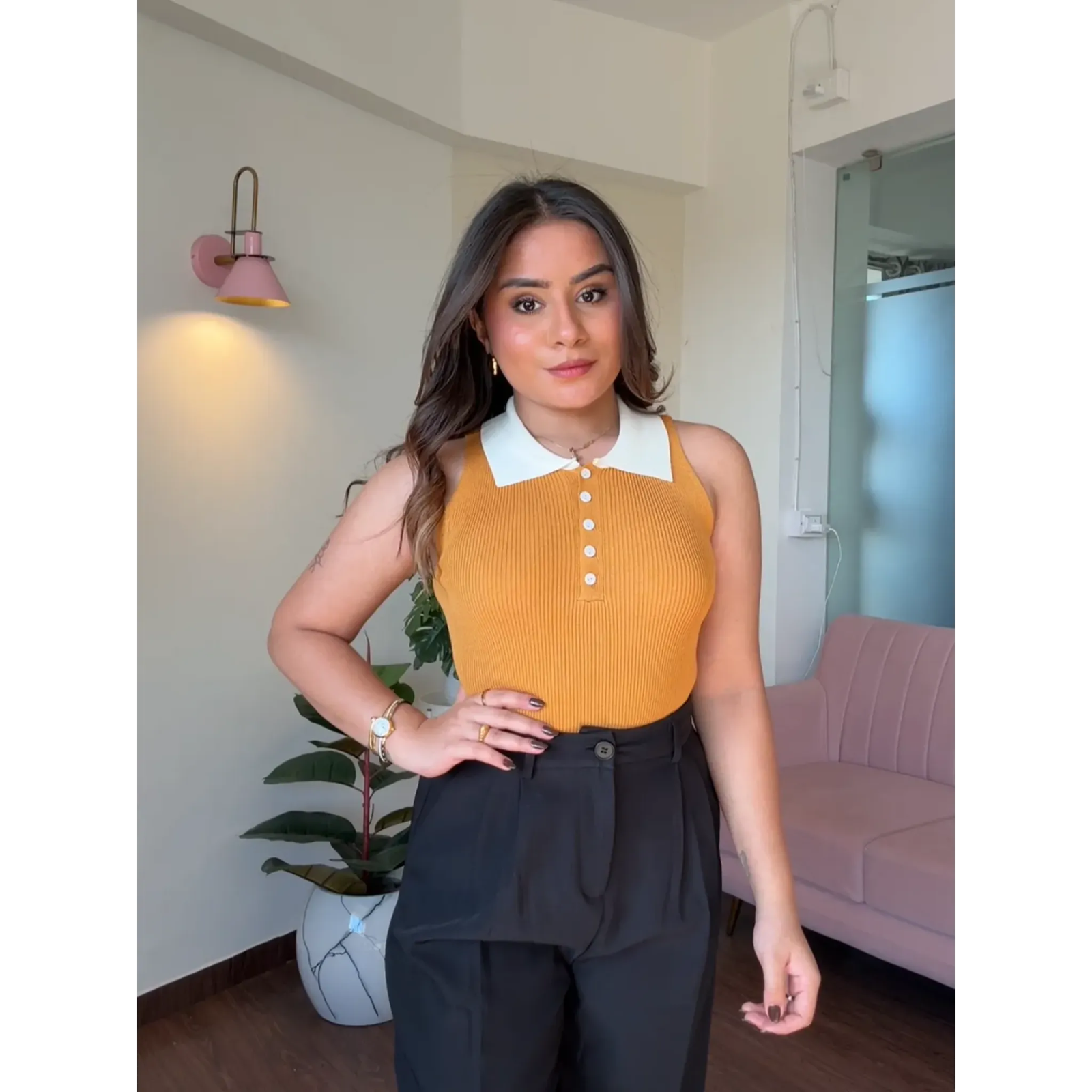 Sleeveless Contrast Collar Button Detail Top