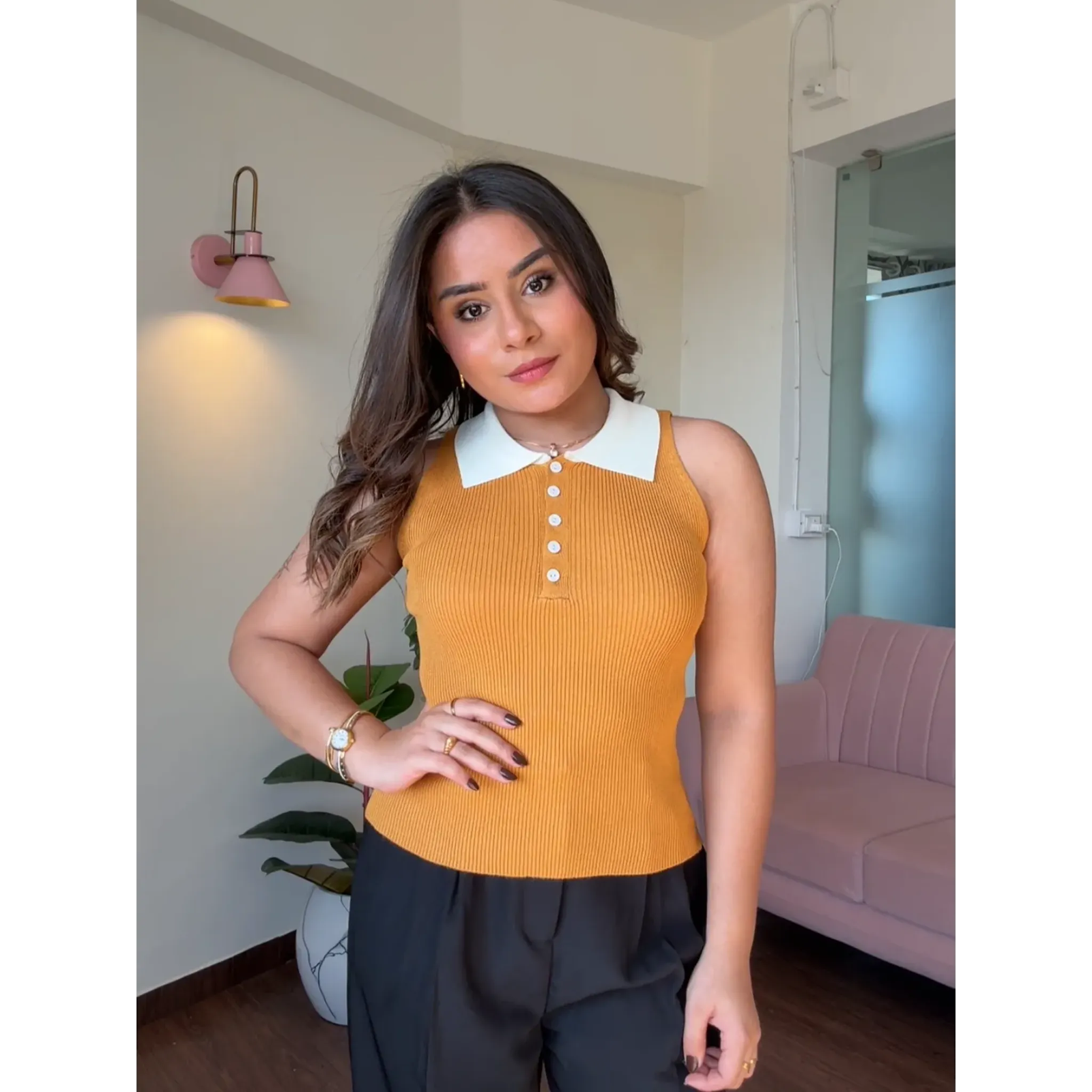 Sleeveless Contrast Collar Button Detail Top