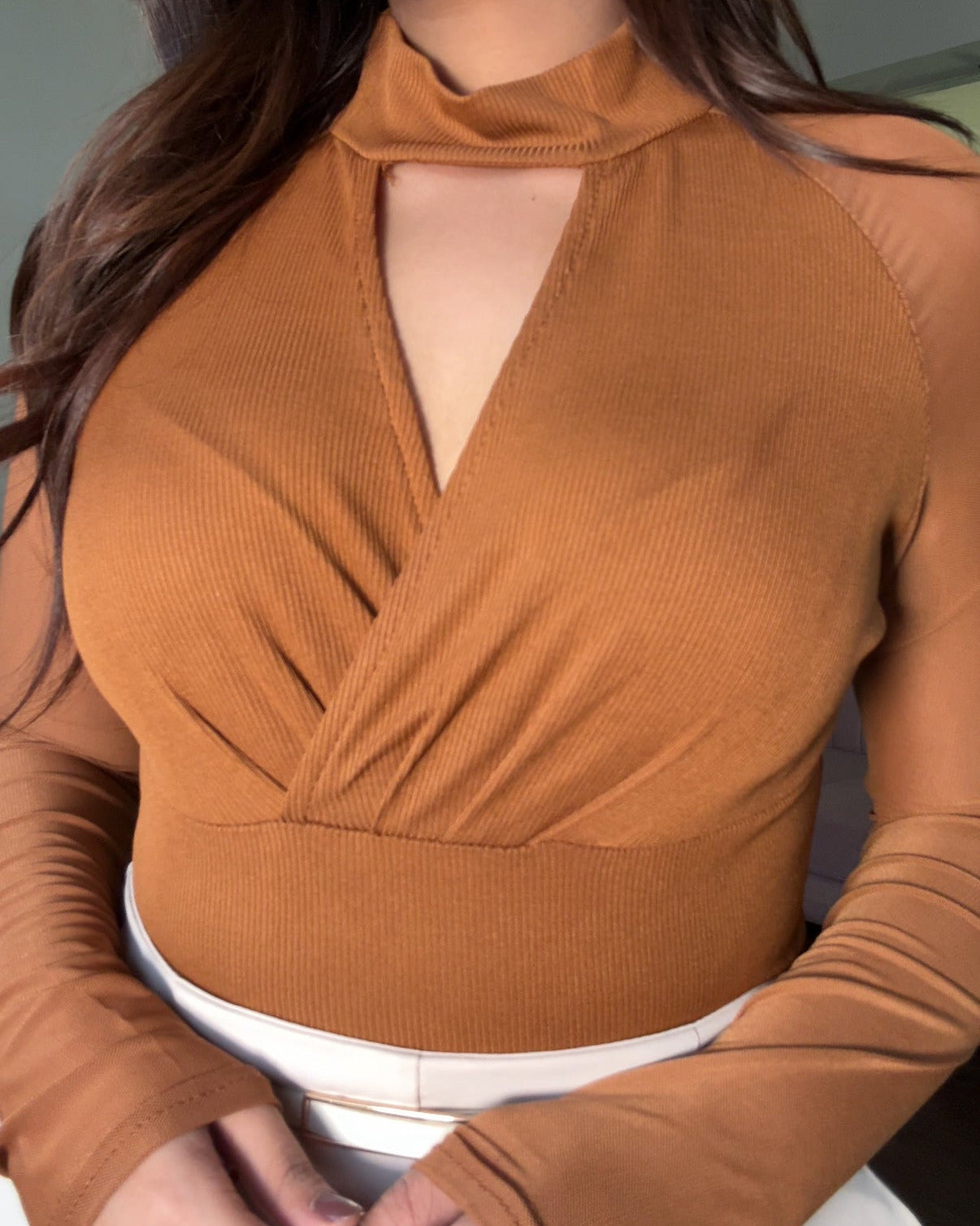 V Cut-Out Mesh Detailing Top