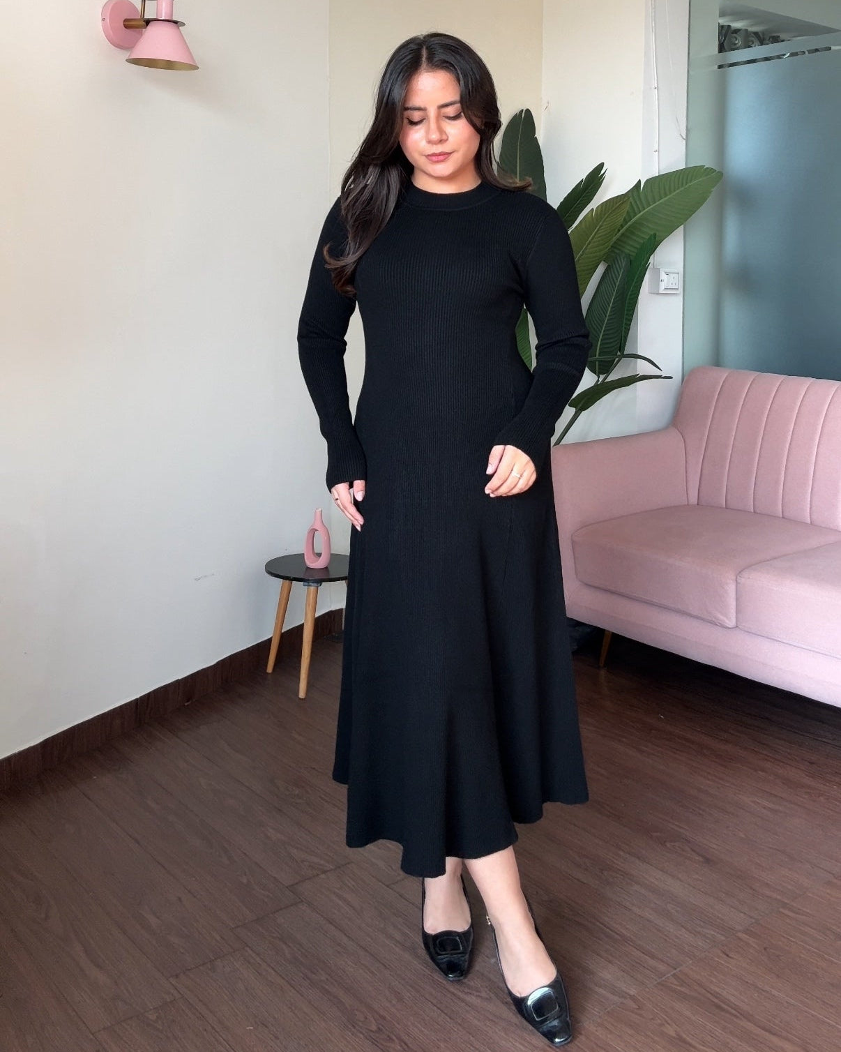 Knitted Heavy Fit And Flared Midi Sweater Dress