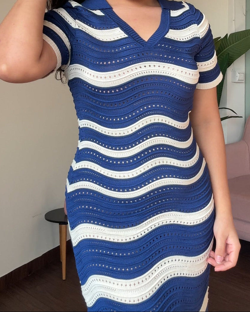 Textured Cut Work Detailing Colour Block Wavy Midi Dress