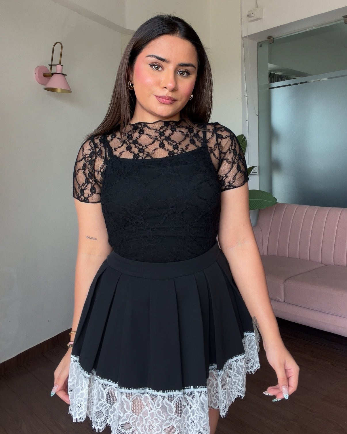 Lace Detailing Mesh Top With Inner