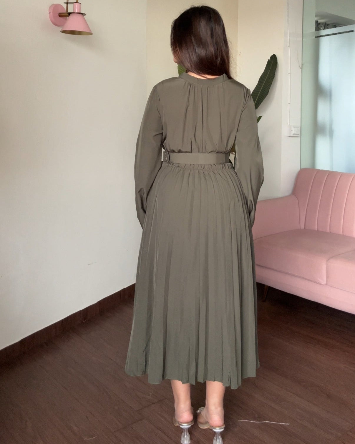 Neck Tie Up Pleated Dress With Belt