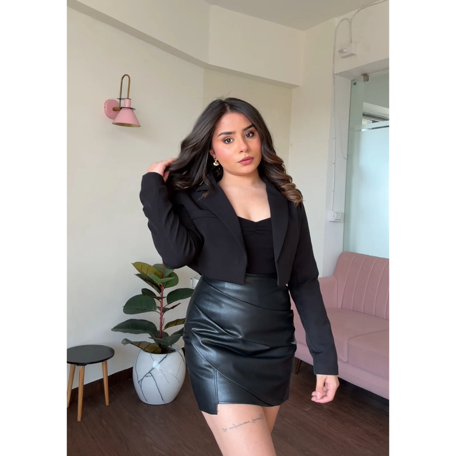 Premium Tailored Cropped Women's Blazer