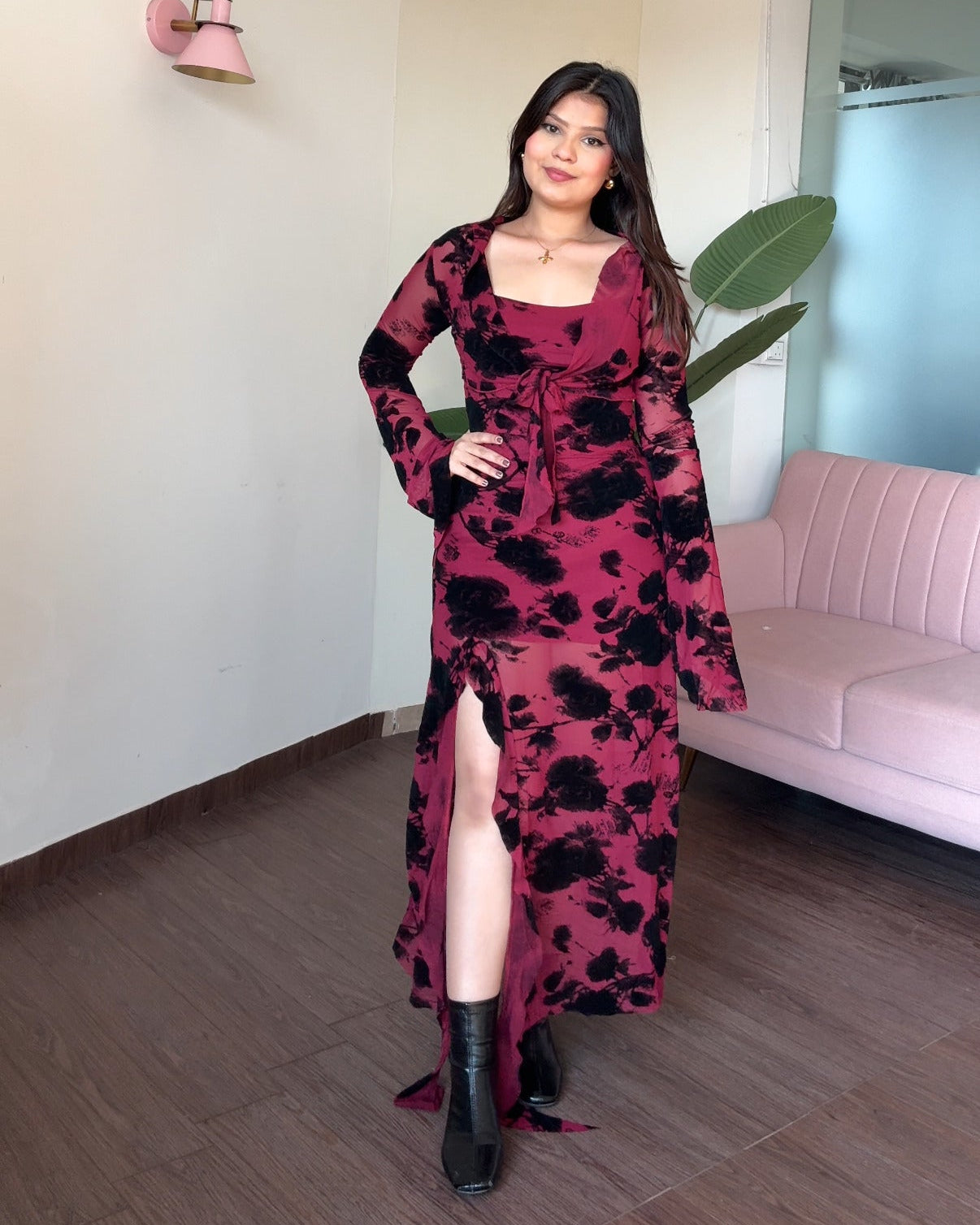 Rose Printed Strappy Bodycon Dress With Shurg