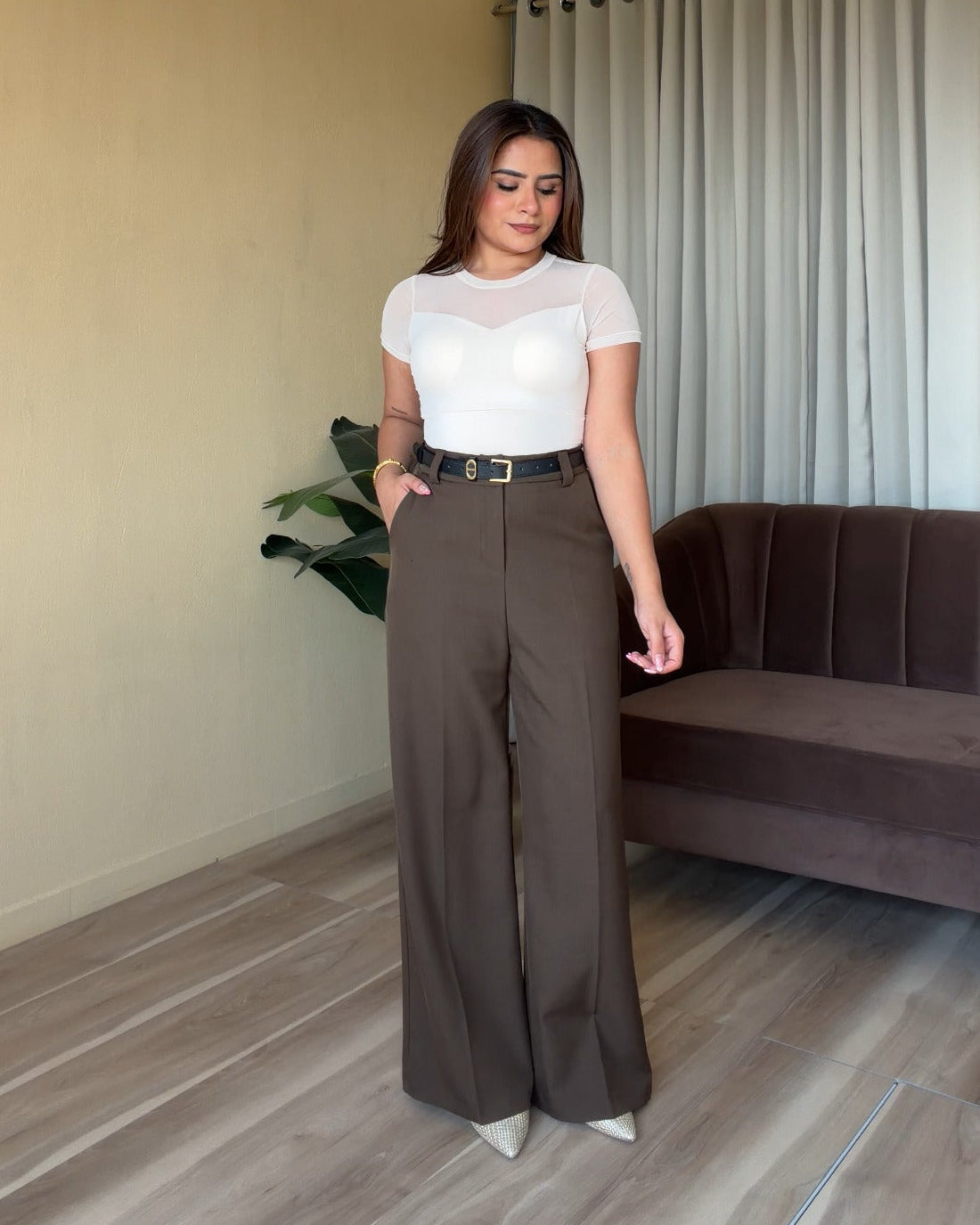 Solid Wide Legged Trouser With Belt